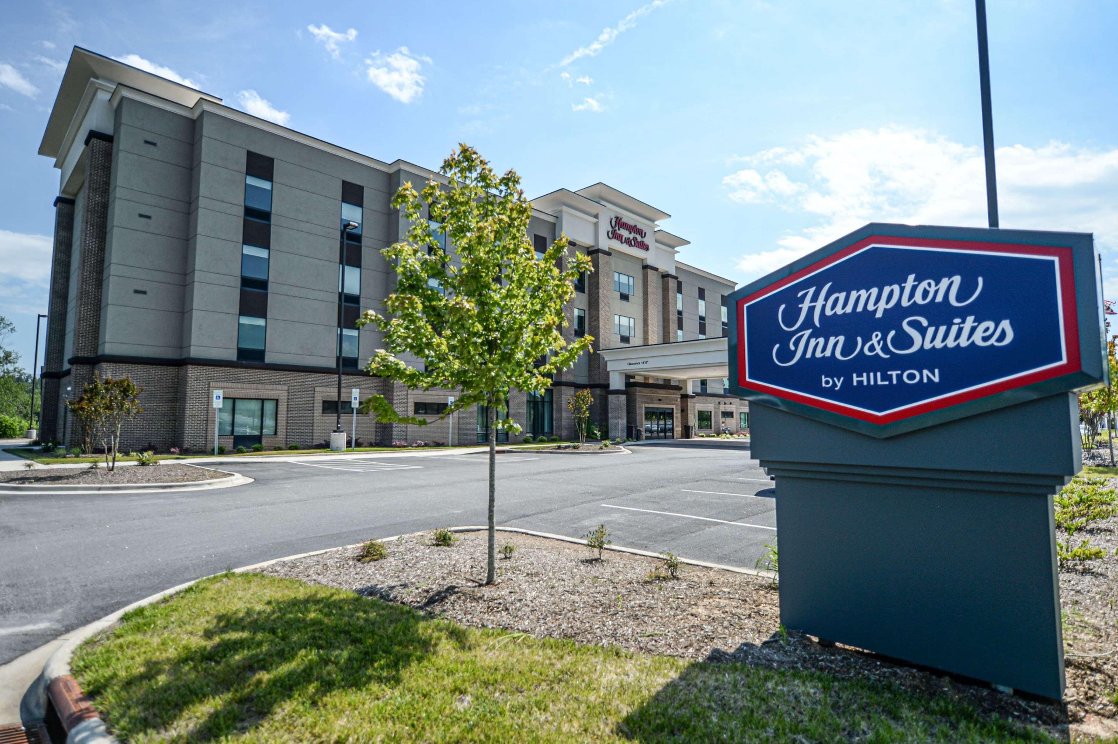 Hampton Inn & Suites Lenoir, Nc Exterior photo